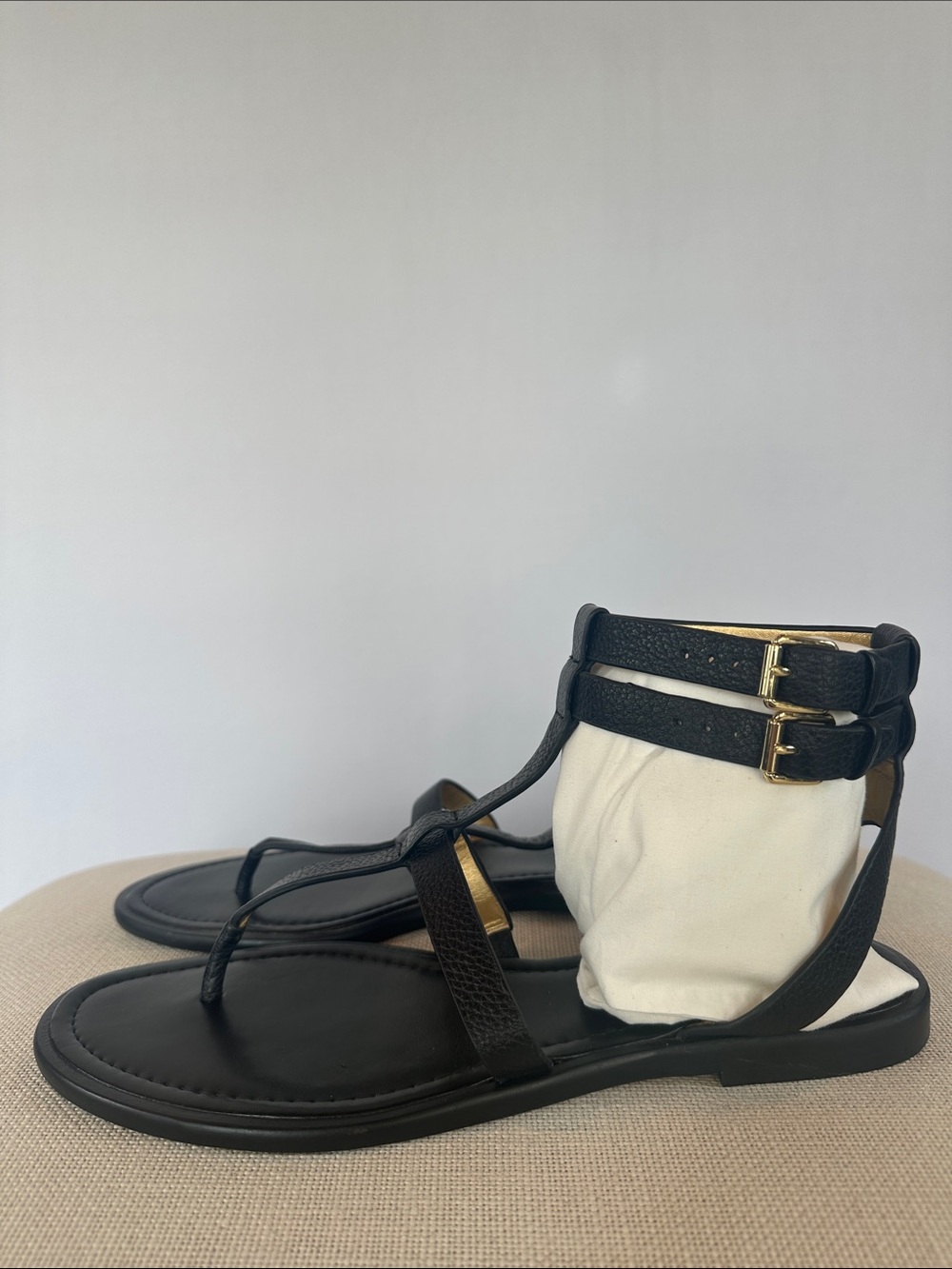 Banana Republic Black Leather T-Strap Flat Sandals Double Buckle Size 9.5
